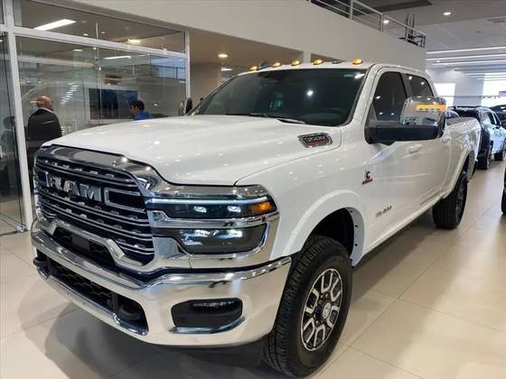 RAM 3500 6.7 I6 TURBO DIESEL LIMITED LONGHORN CD 4X4  AUTOMÁTICO